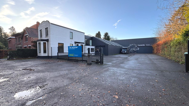 Bedrijfsgebouw te koop in Kalmthout