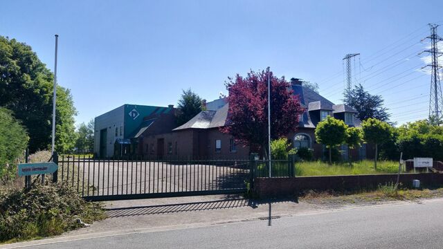 Gebouw voor gemengd gebruik te huur in Temse