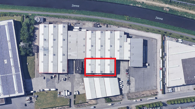 Het betreft de verhuur van een magazijn gelegen in industriezone Cargovil te Vilvoorde. Dit magazijn geniet een uitstekende ligging nabij de R0, E19 en de Van Moer Terminal Vilvoorde. Het gebouw heeft een oppervlakte van ca. 1 255 m² opslagruimte en en