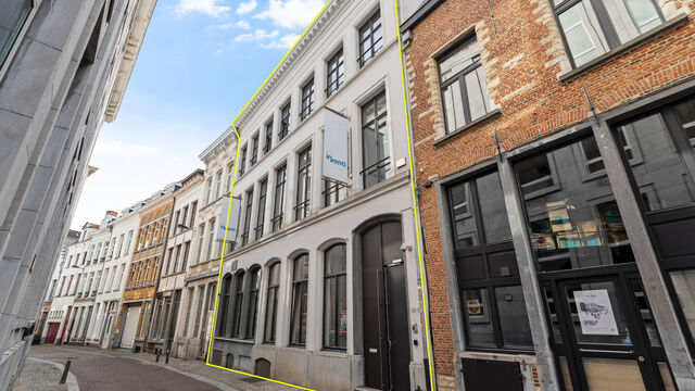 Kantoorgebouw te huur in Antwerpen