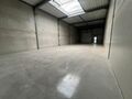 Het betreft de verhuur van een uitstekend gelegen nieuwbouw KMO-unit aan de Maccabilaan te Hoboken. Dit project ligt op een boogscheut van het centrum van Antwerpen en biedt een prima verbinding met de belangrijkste snelwegen (A12/E19/E17).
De KMO-unit