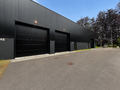 Recente nieuwbouwunit met een oppervlakte van ca. 181 m&sup2;, gelegen binnen het Duffel Business Park langs de Notmeir te Duffel. De site geniet van een vlotte bereikbaarheid via de N1 (Antwerpen &ndash; Mechelen) en bevindt zich op korte afstand van de op- en a